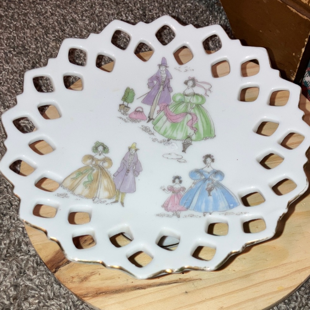 Lefton White and Gold Decorative Plate with Pastel Figures